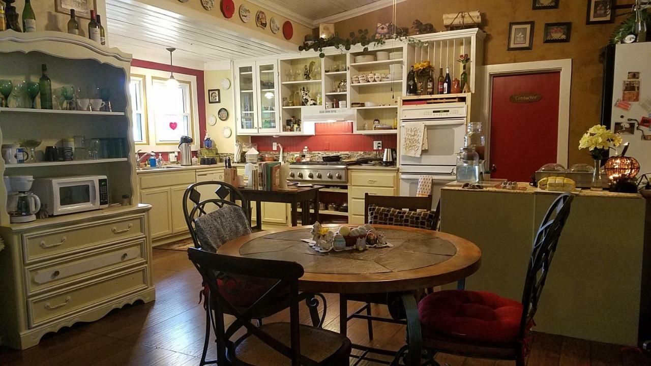 1890 Karcher Haus Llano Экстерьер фото